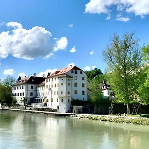 Schloß Ort Hotel