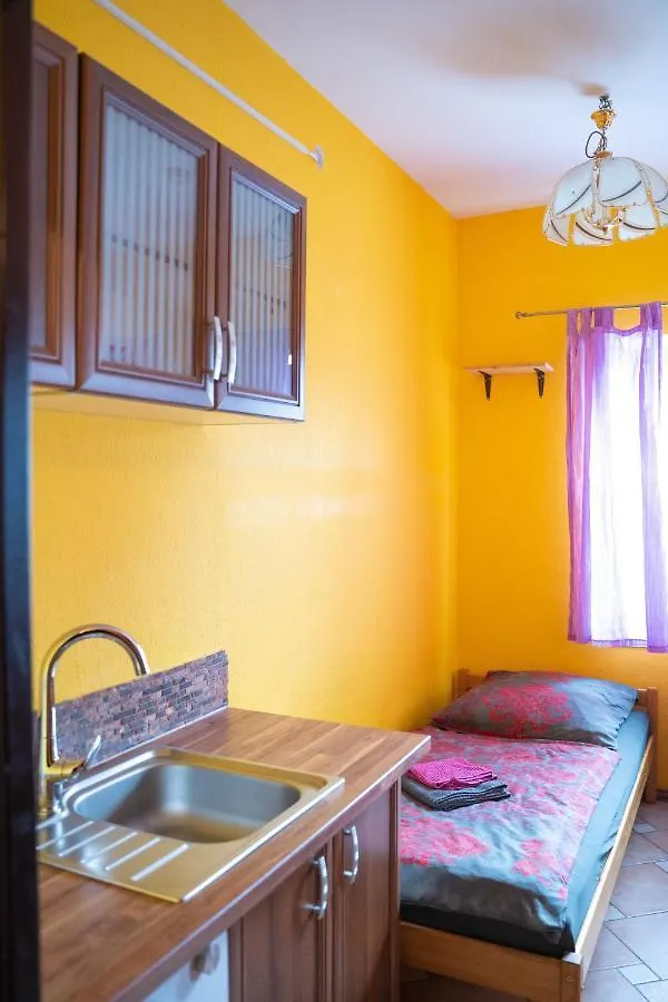 Pension Sxf Berlin Guest house Schoenefeld